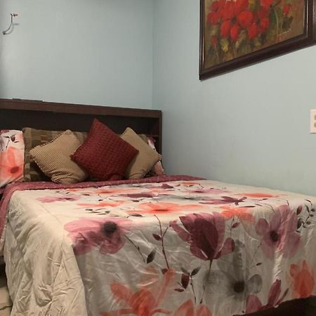 Cozy Private 1Br, Well Appointed, Near Providence, Ma, Ri Line, Easy Access To I-95 Apartment พอว์ทัคเคท ภายนอก รูปภาพ