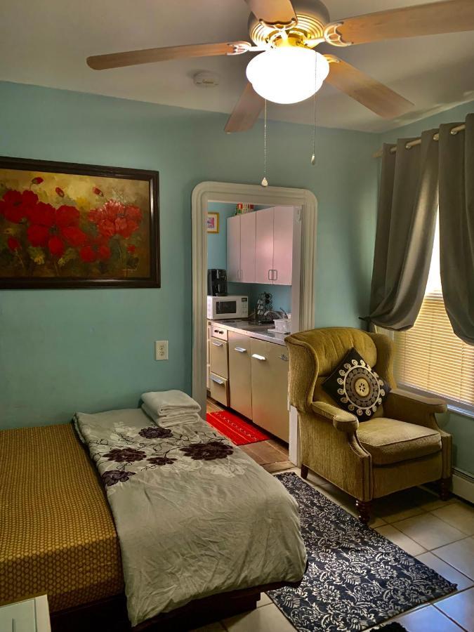 Cozy Private 1Br, Well Appointed, Near Providence, Ma, Ri Line, Easy Access To I-95 Apartment พอว์ทัคเคท ภายนอก รูปภาพ